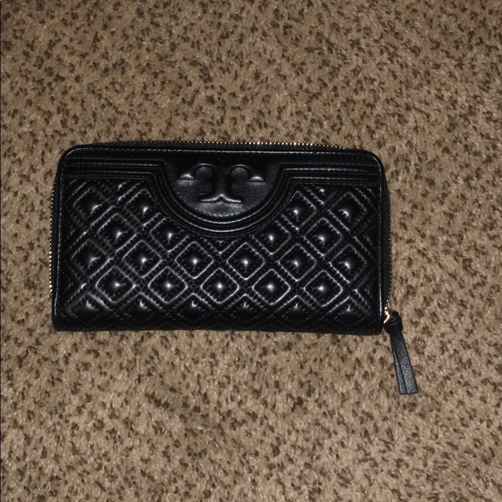 Tory Burch Fleming Wallet